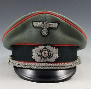 WWII German Army Officer's Artillery Visor Cap