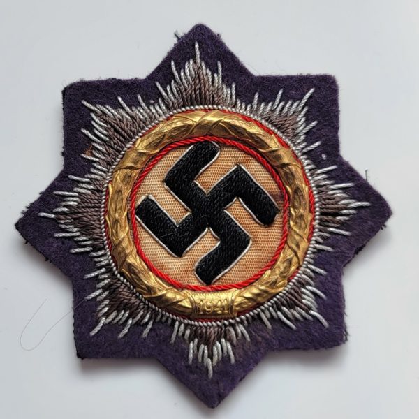 WWII Kriegsmarine German Cross In Gold Cloth Medals (5)