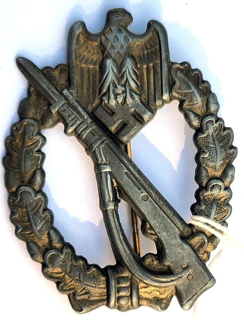 WWII German Bronze Infantry Assault Badge