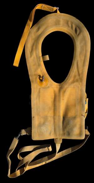 WW2 USN B4 Vest MAE WEST